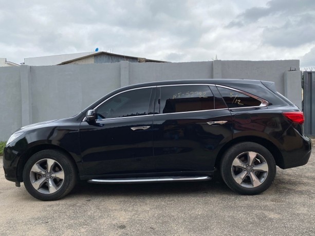 ultra-clean-acura-mdx-2014-big-3